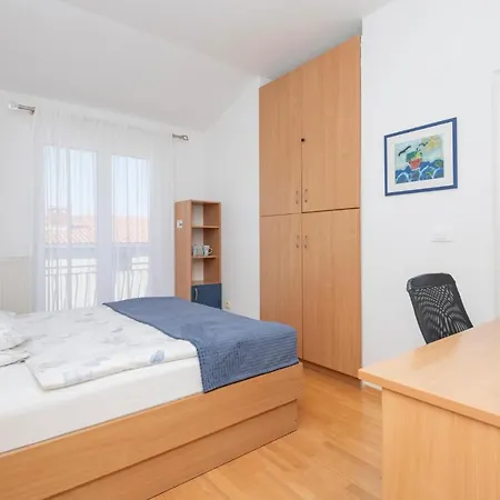 Beautiful In With Wi-fi Apartment *