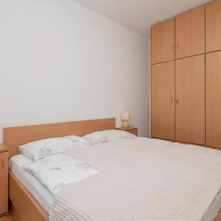 Beautiful In With Wi-fi Apartment *