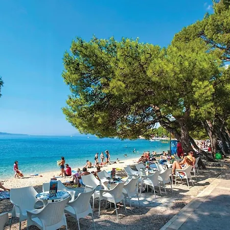 Apartment Beautiful In With Wi-fi Makarska
